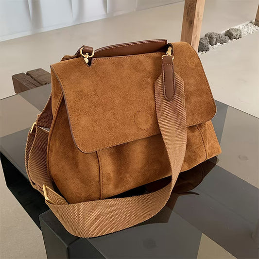 Diagonal Autumn/Winter Large Capacity Commuter Postman Bag E915