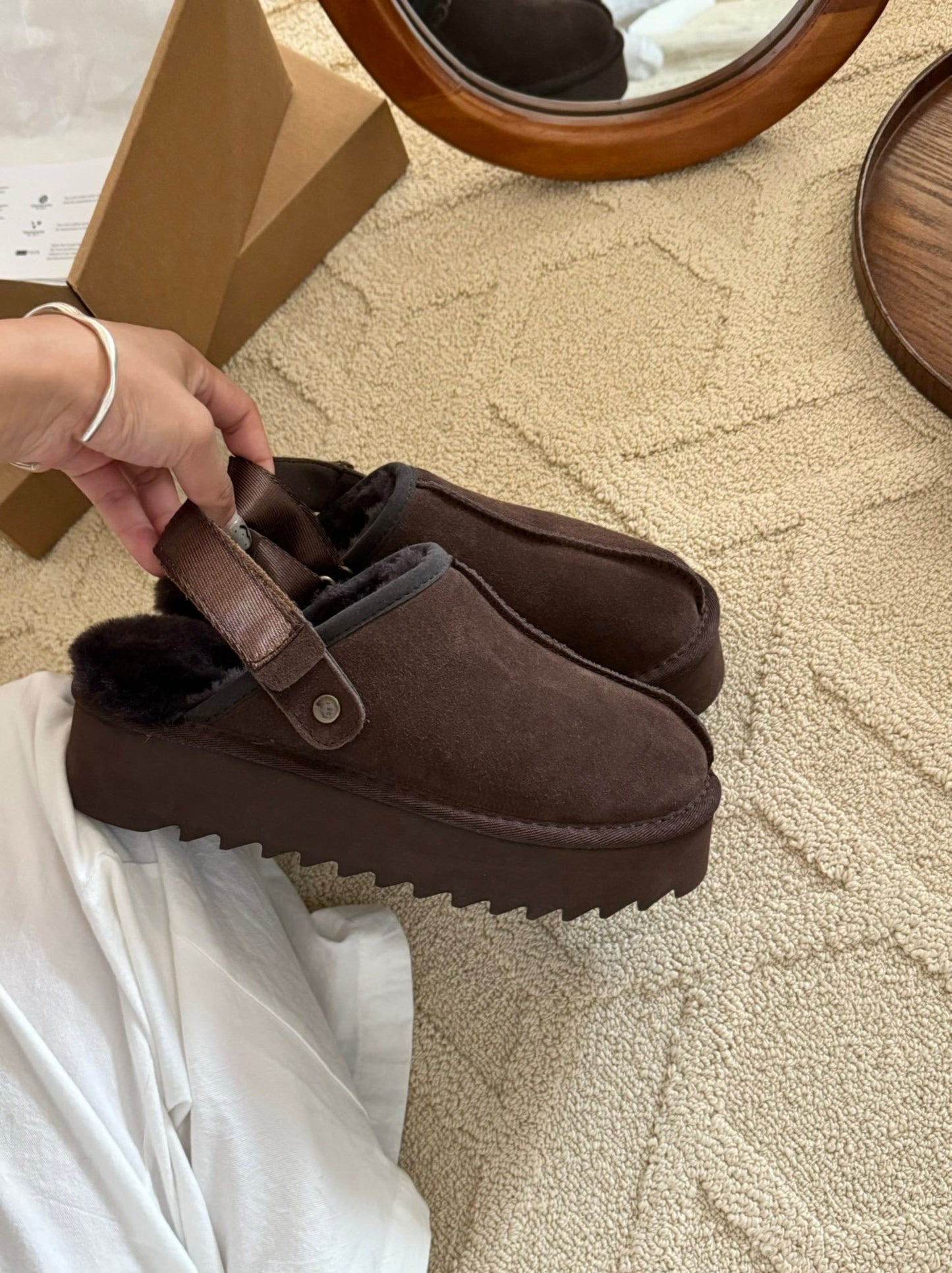 T588-591   Classic Thick Half Top Shoes --TG