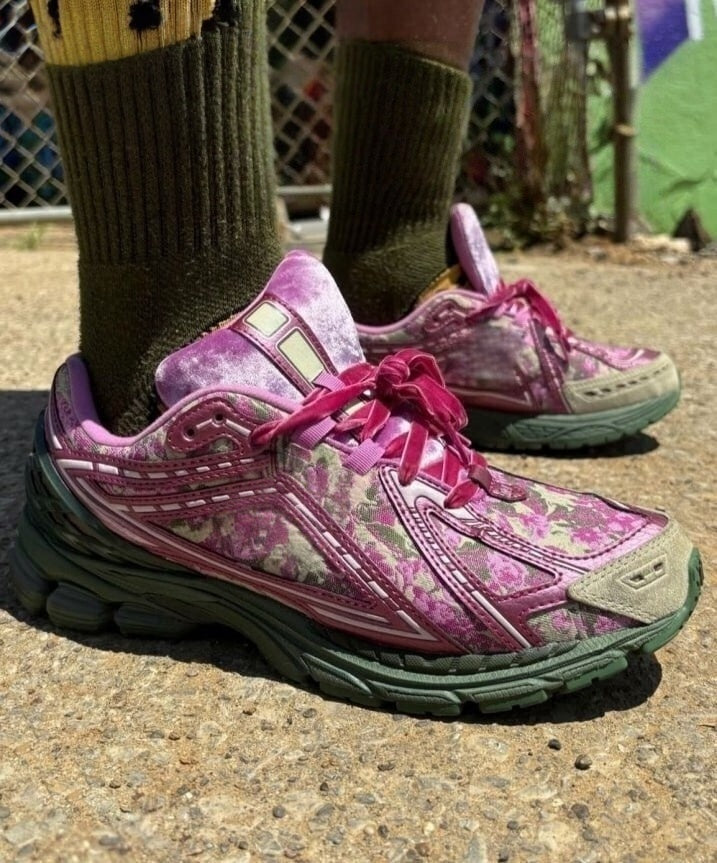 T588-802  Sports running breathable retro shoes