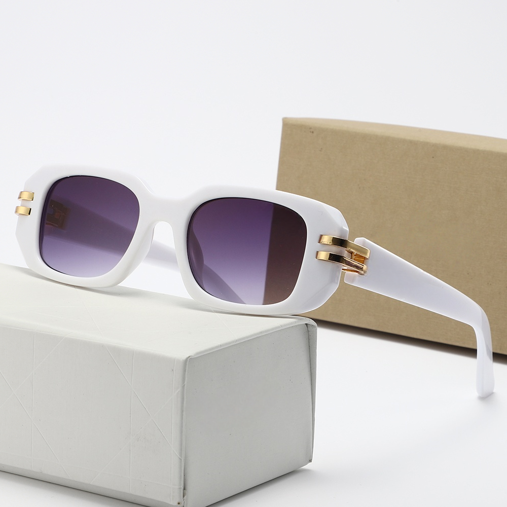 T588-1159 Small box blackout sunglasses, retro and fashionable