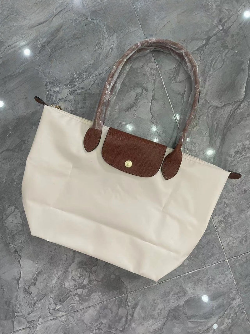 T588-871 Large capacity portable sports bag