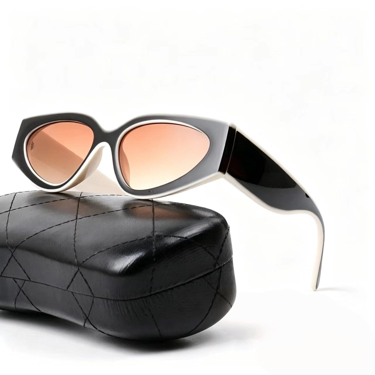 Cat eye sunglasses with personalized UV protection  E1007