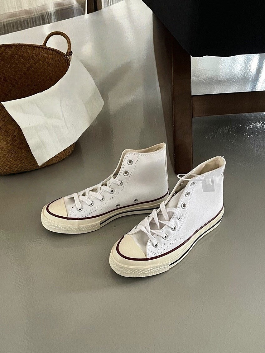 T588-870 Casual flat bottomed board shoes with high tops