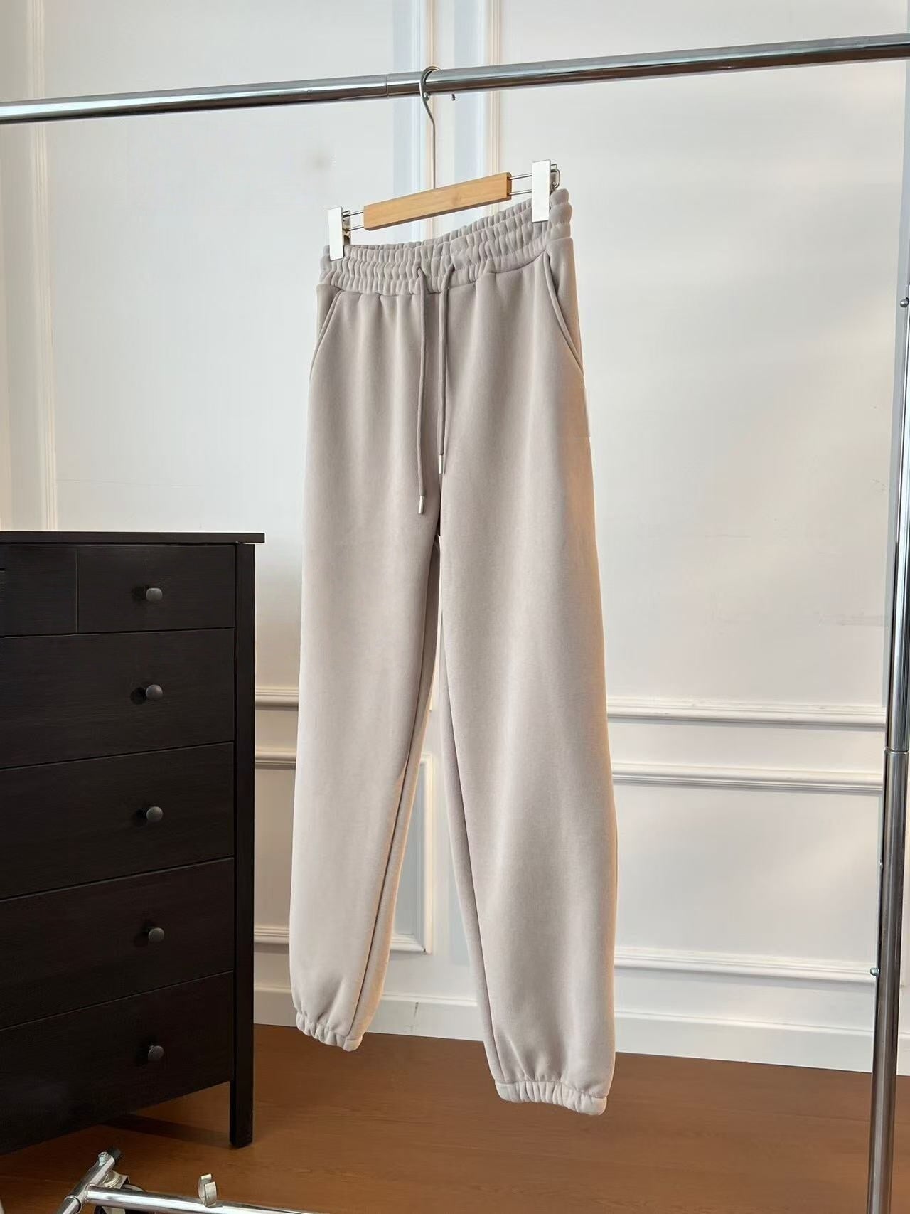 T588-719  Classic and minimalist casual ankle sweatpants-1688YF
