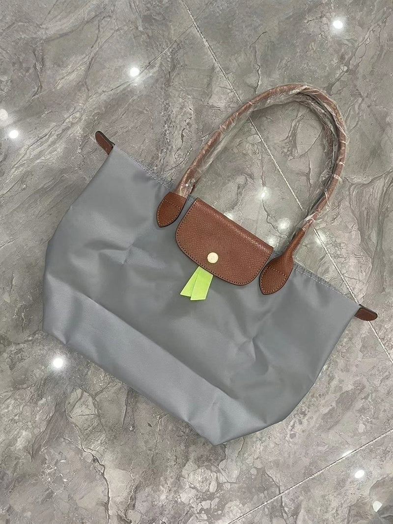 T588-871 Large capacity portable sports bag