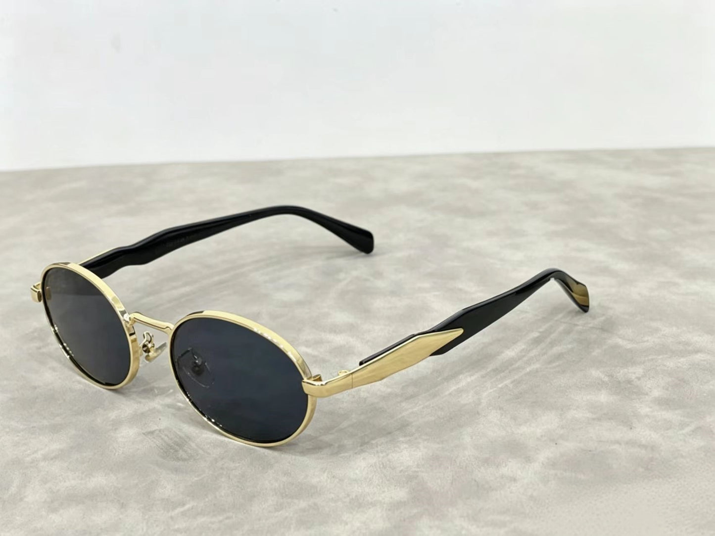 Metal sunglasses, men's and women's UV resistant sunglasses, versatile E1008