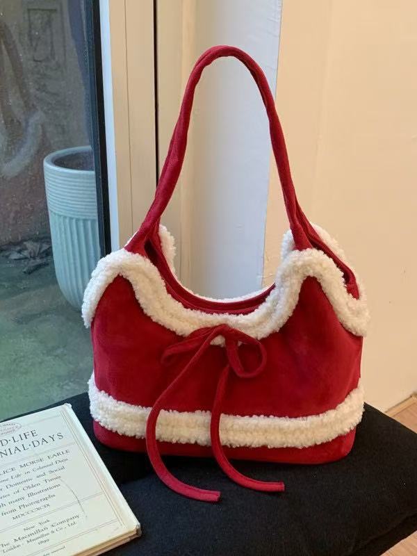 T588-703   Plush tote bag with one shoulder   -GYBB