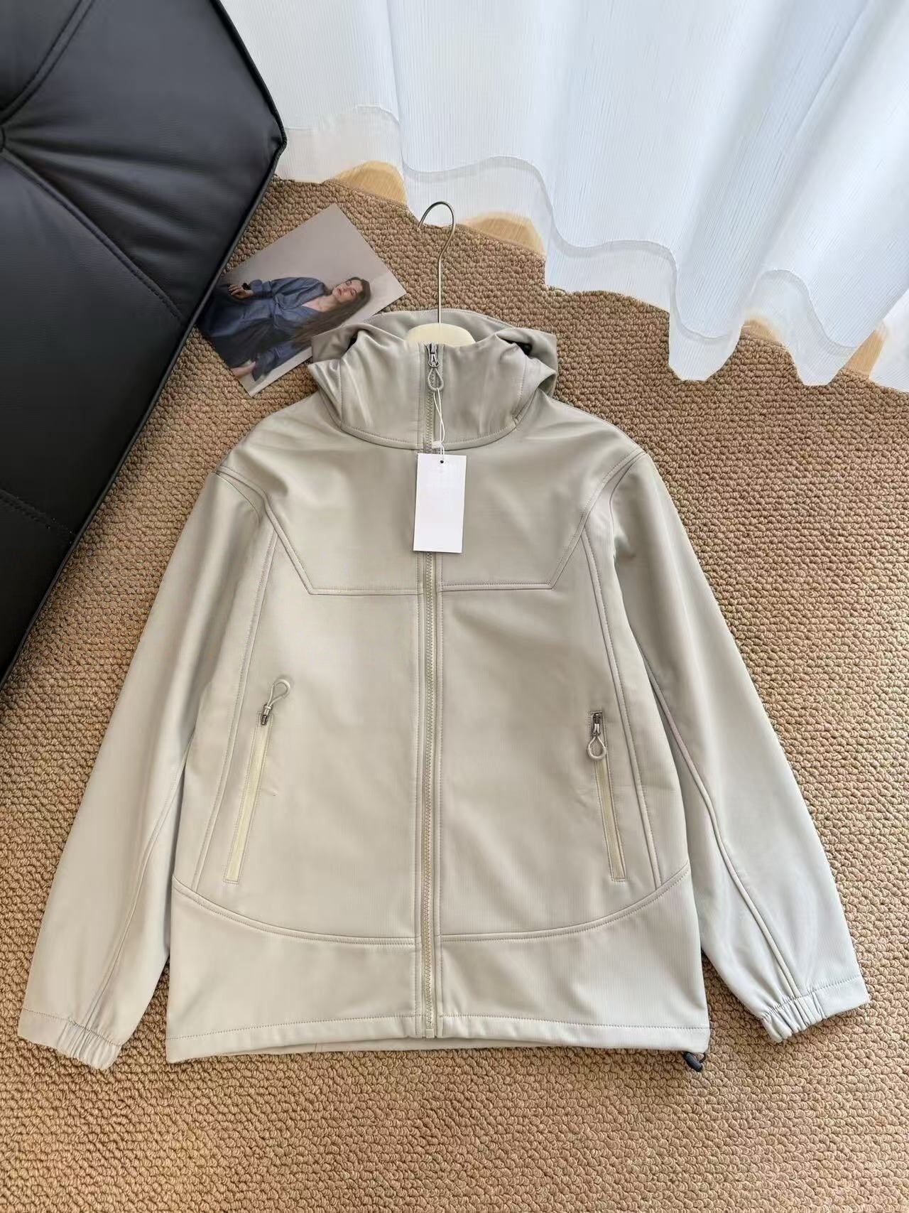 T588-698  long-sleeved coat 1688YF