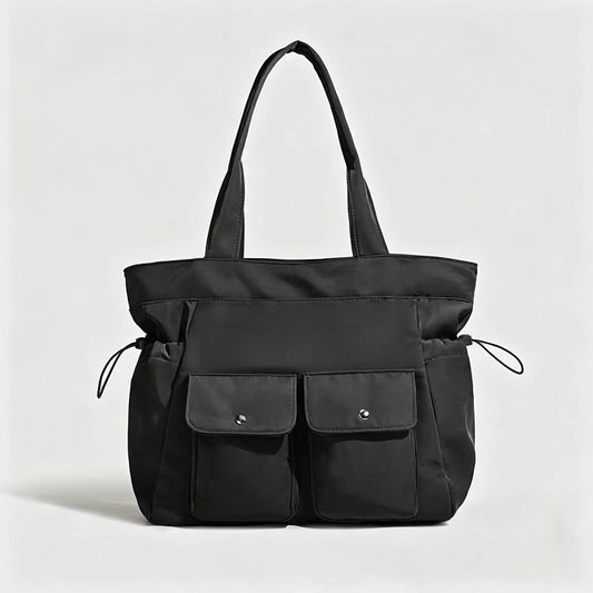 T588-1127    Minimally designed shoulder bag for commuting