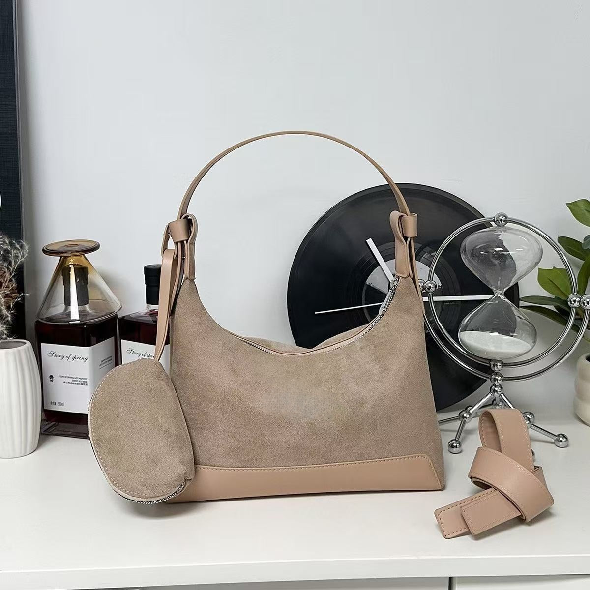 T588-937 One shoulder crossbody versatile commuting simple and fashionable