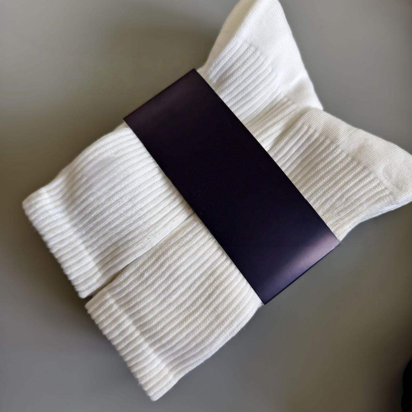 T588-787  Mid tube classic embroidered sports socks