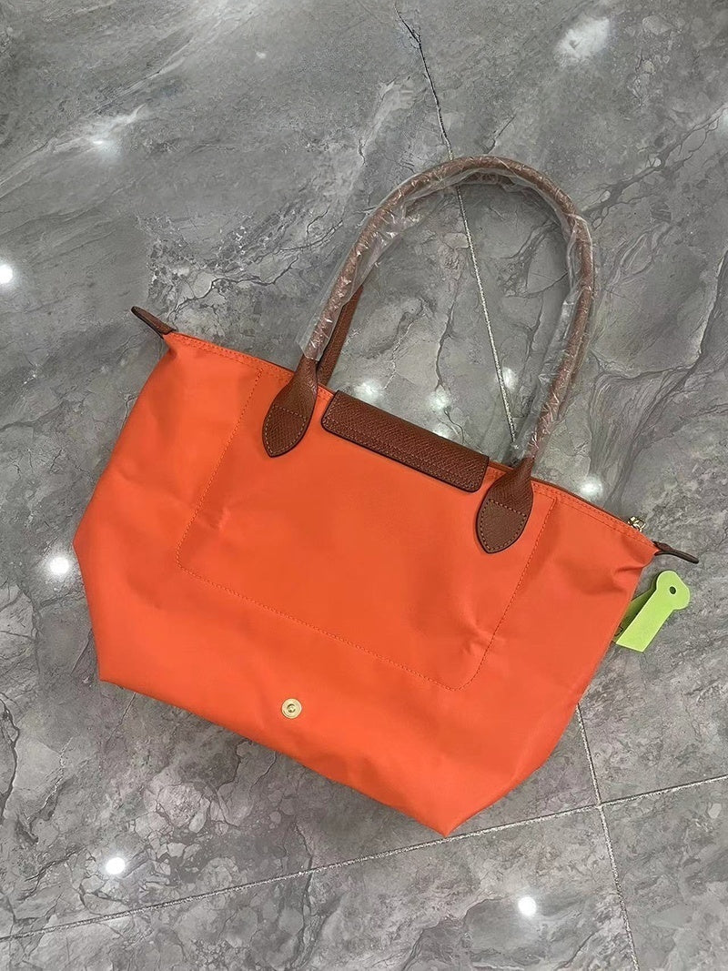 T588-871 Large capacity portable sports bag