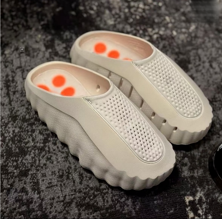 T588-858 -Breathable toe cap half slippers