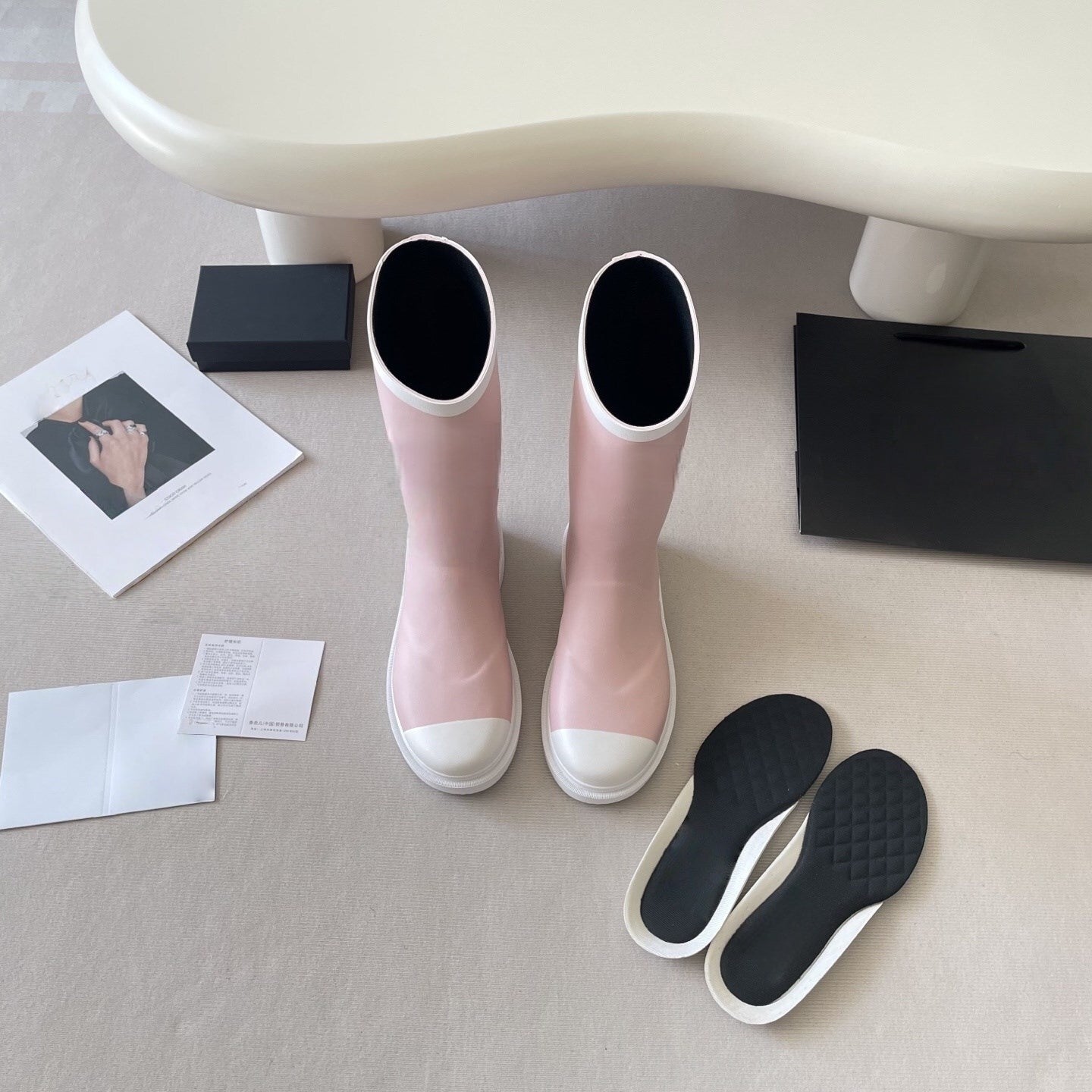 T588-820  Bestselling knee-high boots