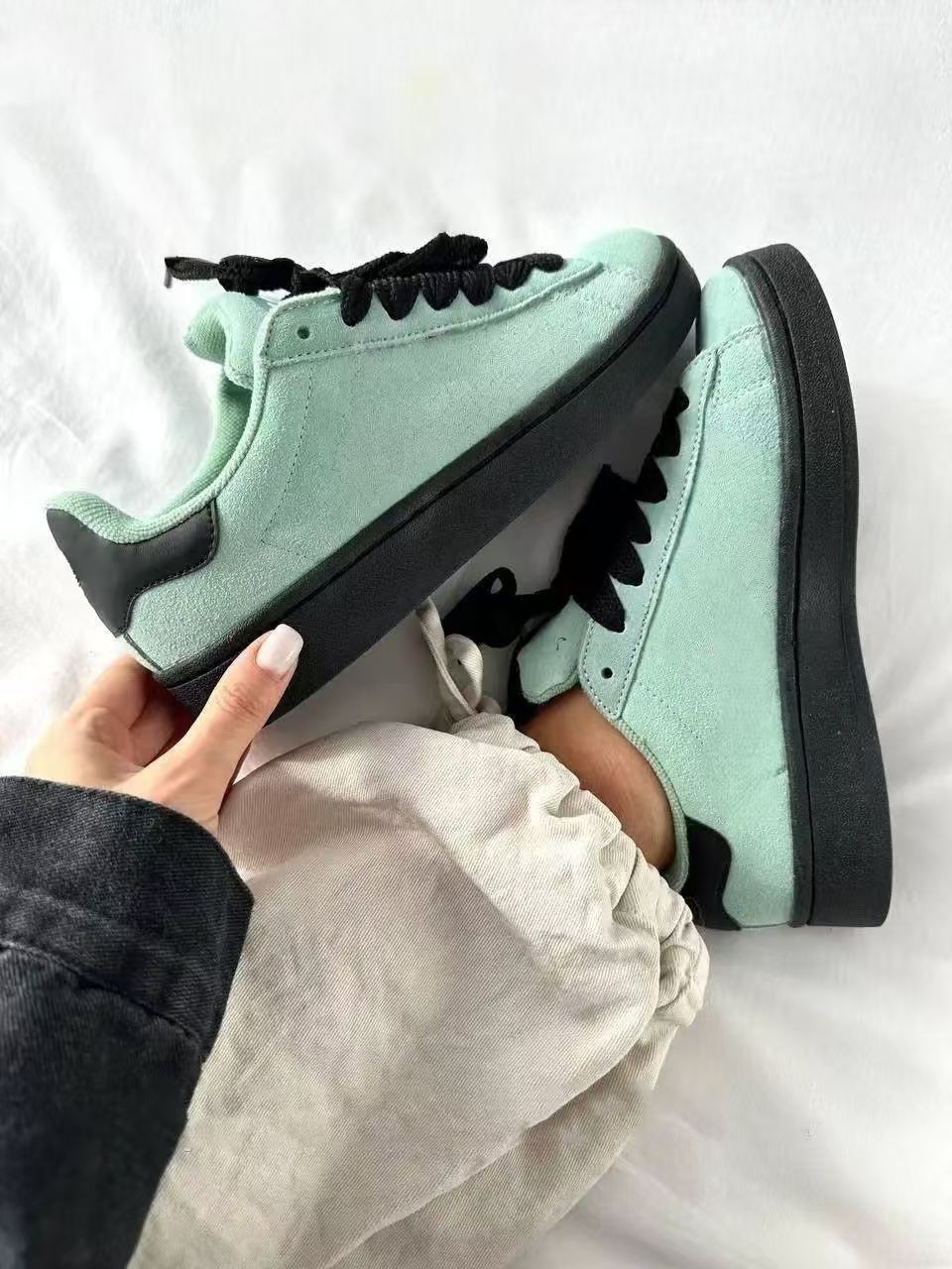 T588-1222  Casual loose flat sports shoes