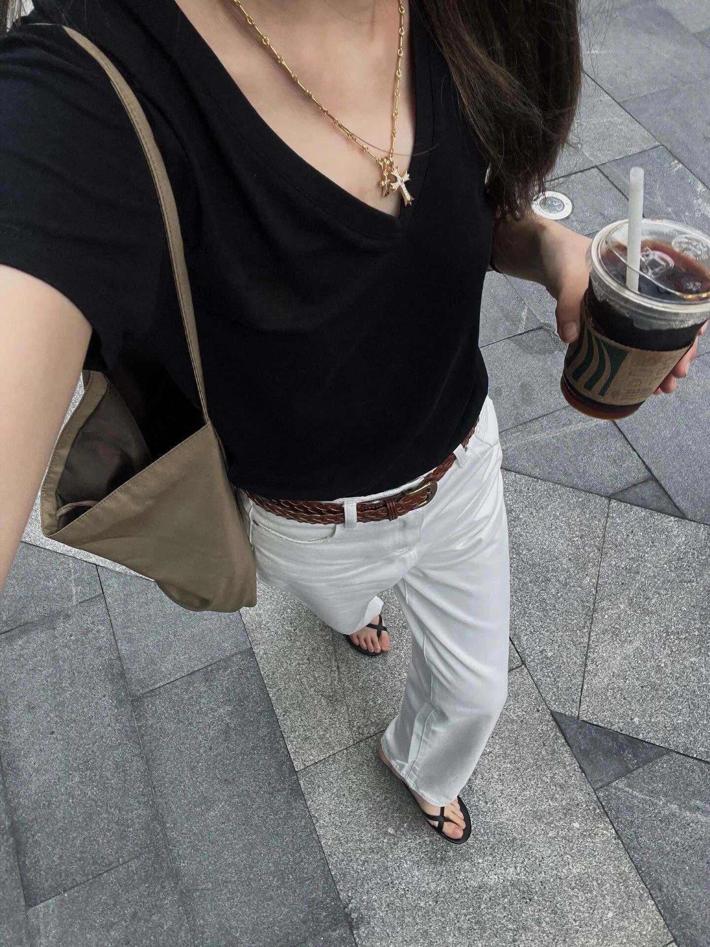 T588-990  Thin short sleeved casual V-neck