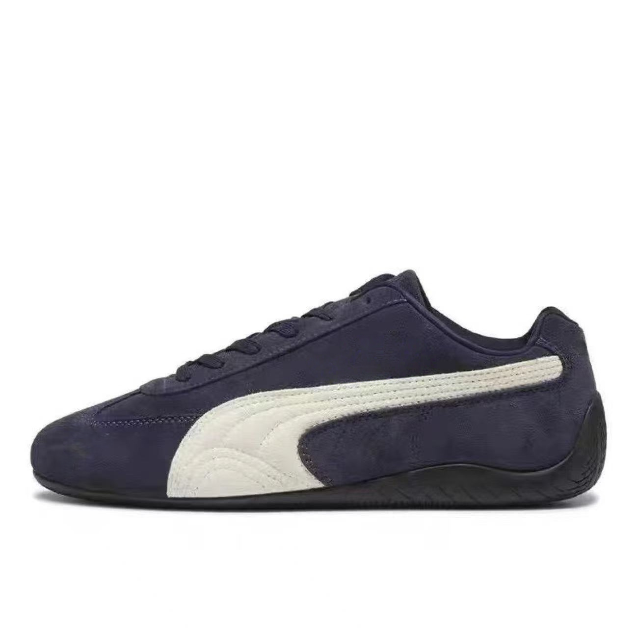 T588-1245  Sports and casual loose shoes