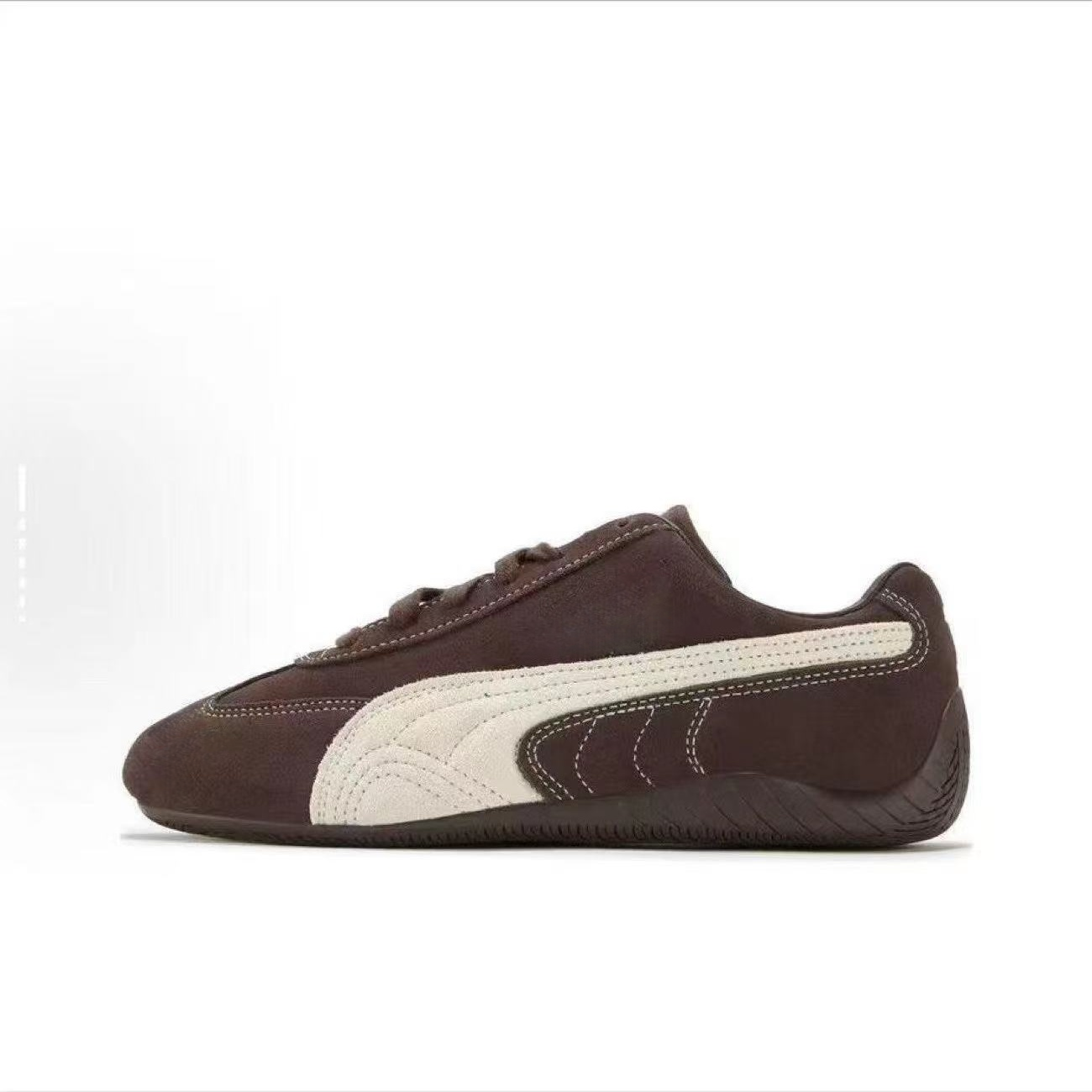 T588-1245  Sports and casual loose shoes