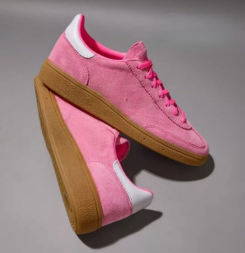 T588-822   Bestselling sneakers