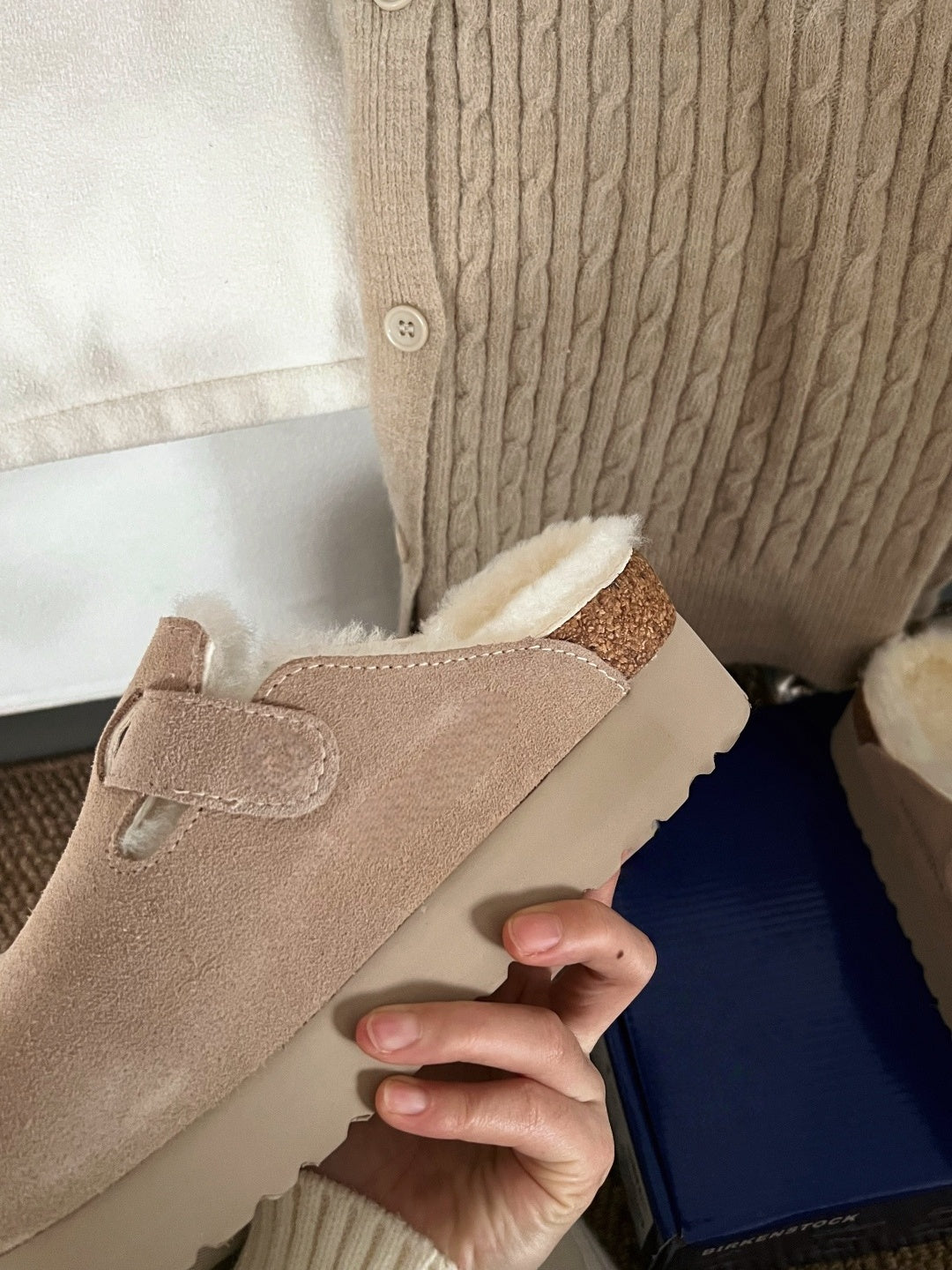 T588-801  Bestselling shoes