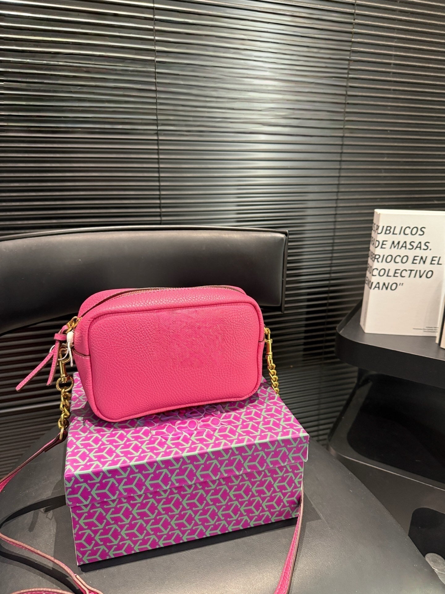 T588-778   Hot-selling bags