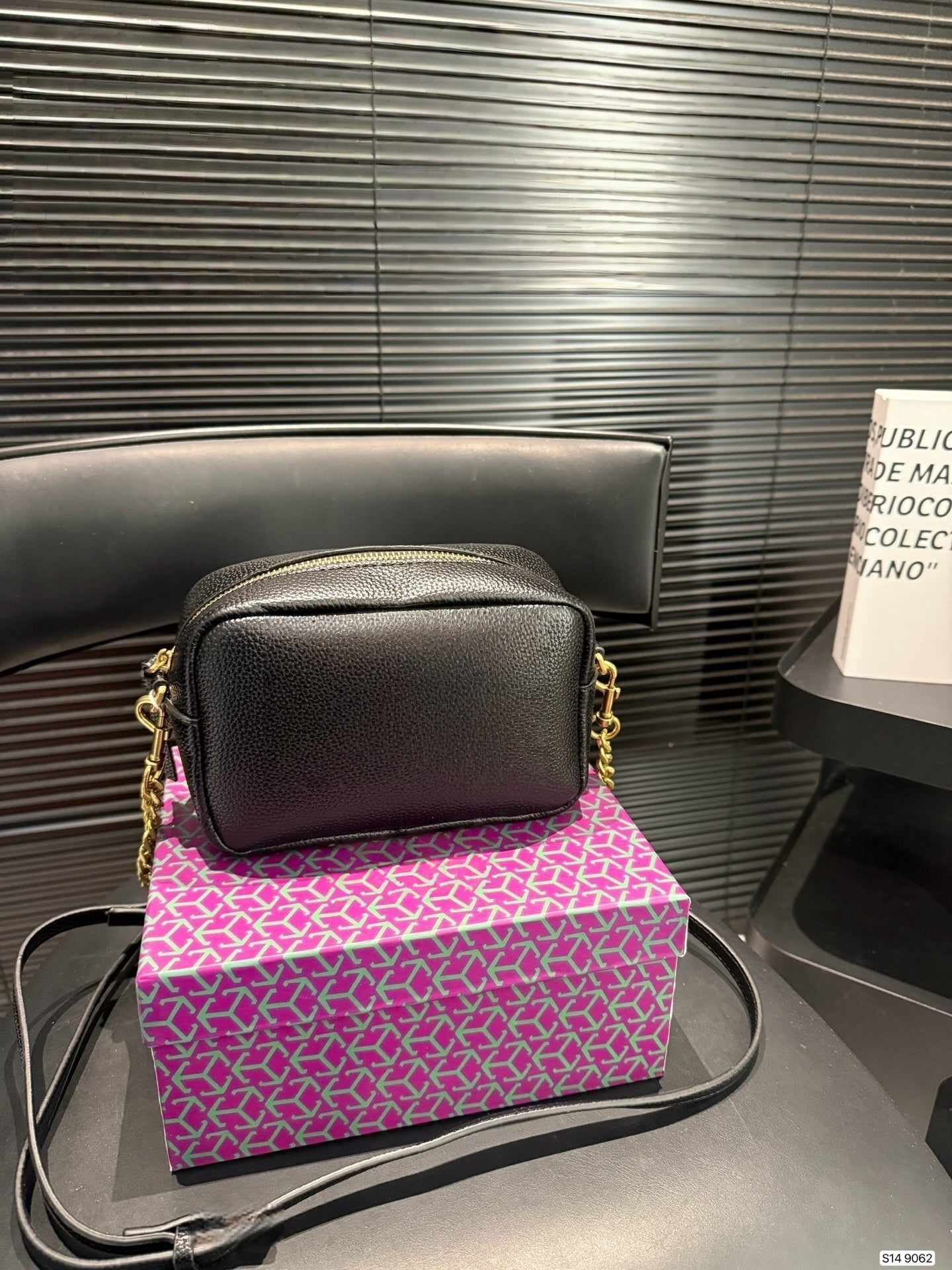 T588-778   Hot-selling bags