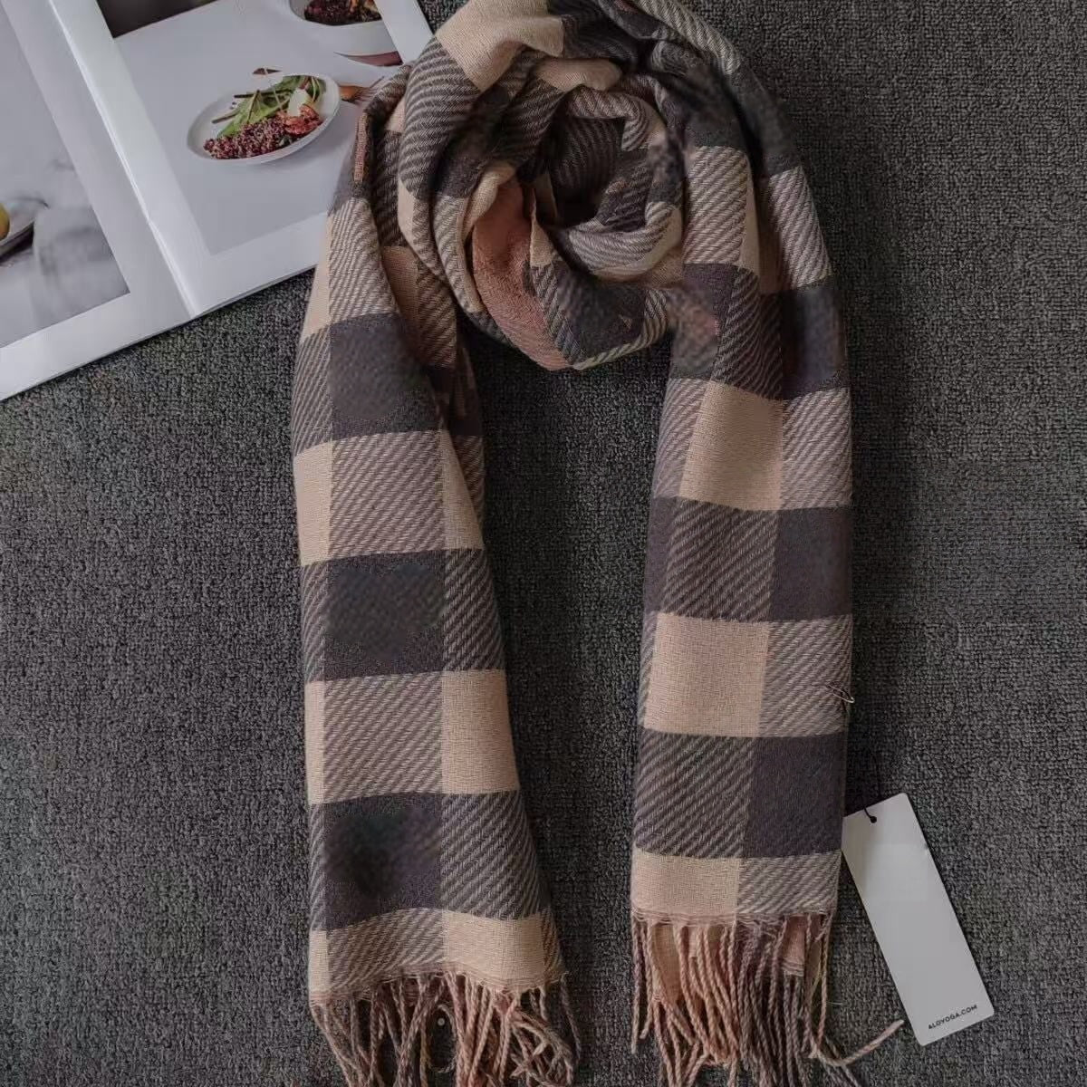 T588-800  Bestselling scarf