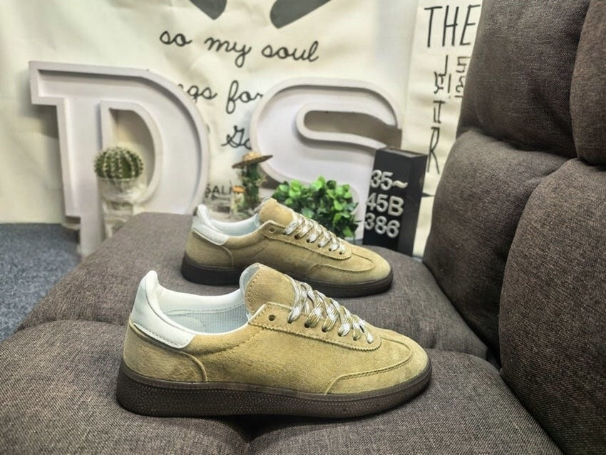 T588-822   Bestselling sneakers