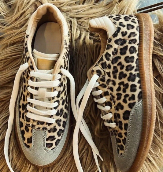 T588-803  Bestselling sneakers