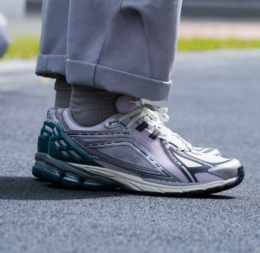 T588-802  Sports running breathable retro shoes