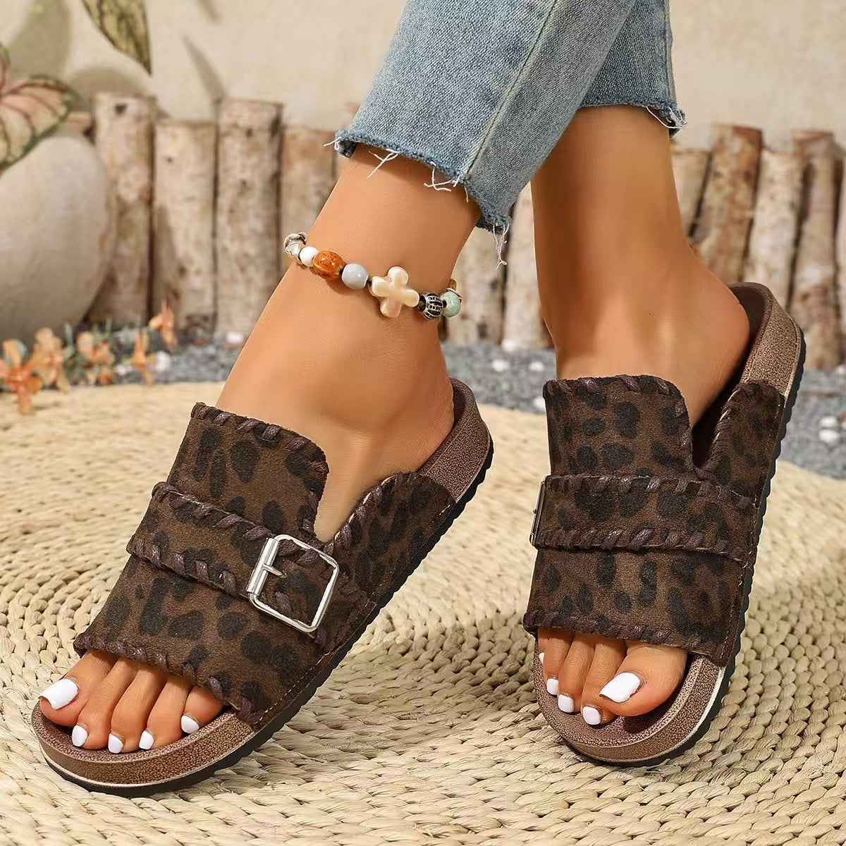 T588-1119   Thick soled leopard print dress with sponge cake shoes for beach sandals